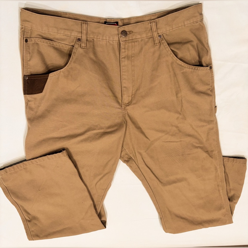 Men’s Wrangler Workwear khakis 
Size 36x32